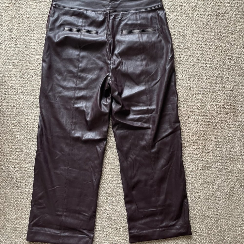 Ann Taylor faux leather womens pants in chocolate brown size 6